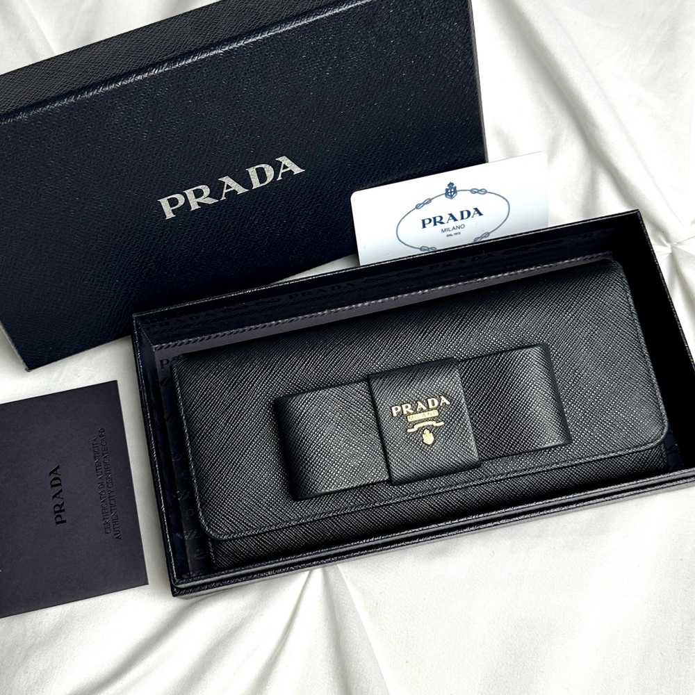 Authentic Prada Black Saffiano Leather Bow Wallet